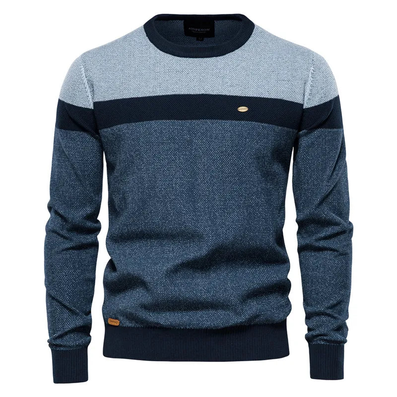 Minimalistischer Rundhalspullover