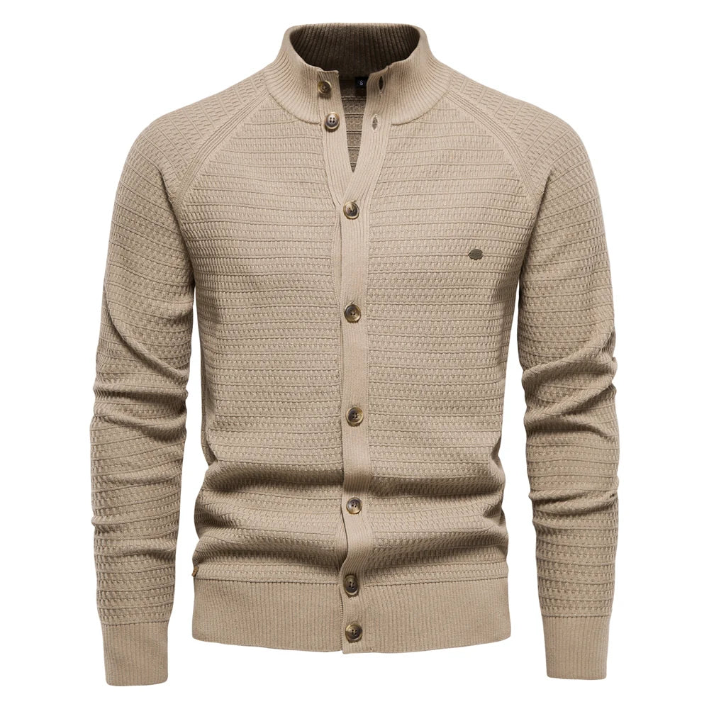 Cárdigan minimalista con cuello redondo