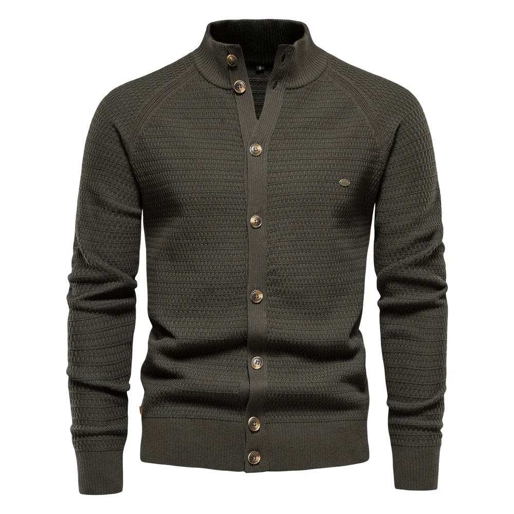 Cárdigan minimalista con cuello redondo