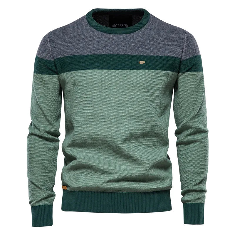 Minimalistischer Rundhalspullover